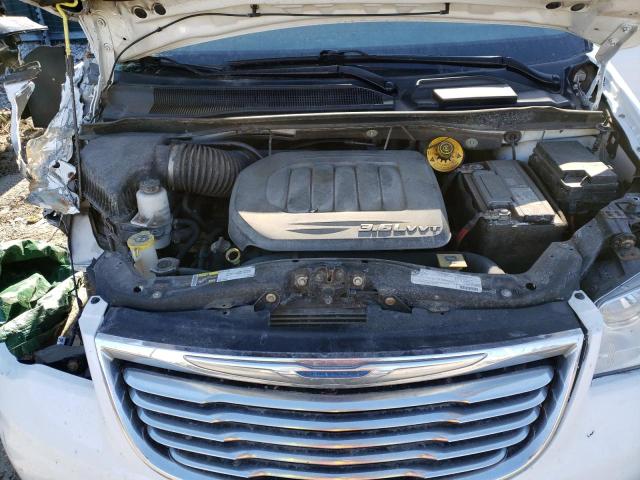 Photo 11 from auction – 2016 CHRYSLER TOWN & COU with VIN 2C4RC1BG0GR189652