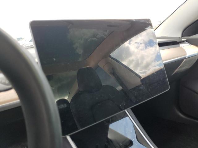 Photo 9 from auction – 2019 TESLA MODEL 3 with VIN 5YJ3E1EB1KF191950