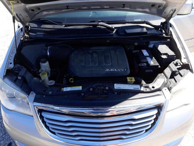 Photo 12 from auction – 2012 CHRYSLER TOWN & COU with VIN 2C4RC1BG4CR287304