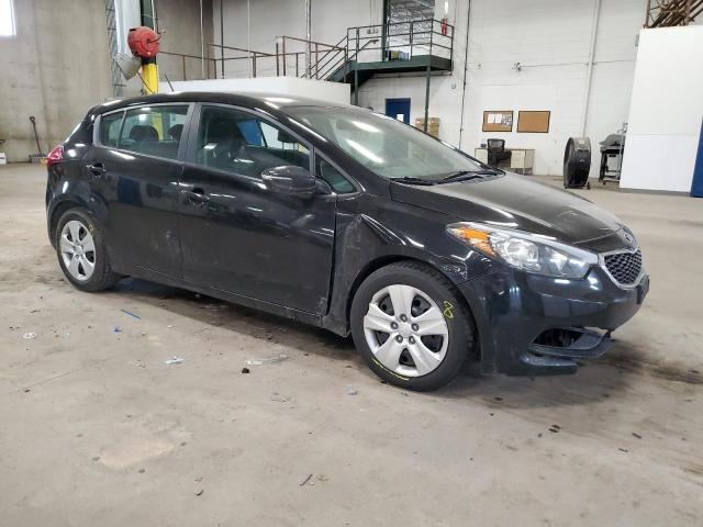 Photo 4 from auction – 2016 KIA FORTE LX with VIN KNAFK5A80G5657316