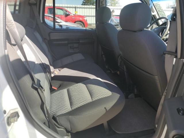 Photo 10 from auction – 2004 FORD EXPLORER S with VIN 1FMZU77K54UA43013