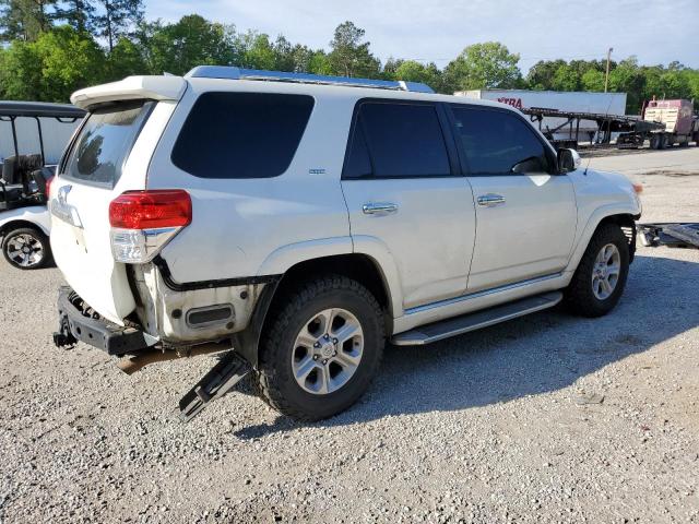 Photo 3 from auction – 2011 TOYOTA 4RUNNER SR with VIN JTEZU5JR5B5032692