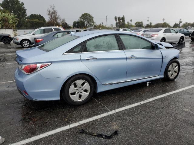 Photo 3 from auction – 2012 HYUNDAI SONATA HYB with VIN KMHEC4A49CA021123