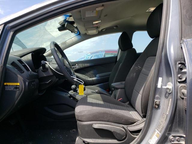 Photo 7 from auction – 2017 KIA FORTE LX with VIN 3KPFL4A70HE119688