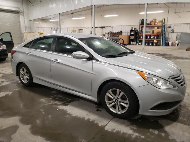Photo 4 from auction – 2014 HYUNDAI SONATA GLS with VIN 5NPEB4AC9EH879072
