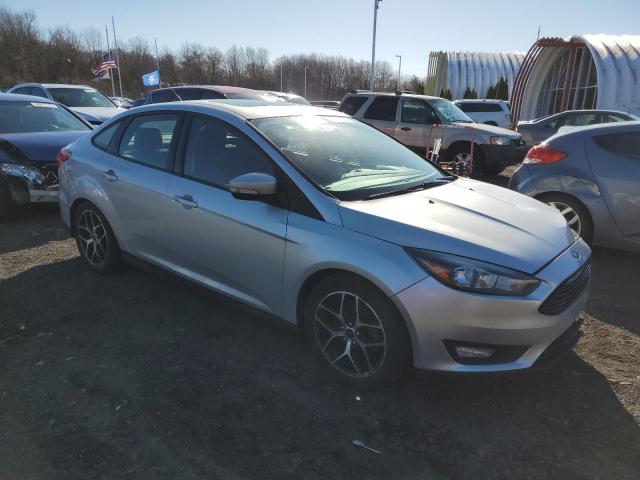 Photo 4 from auction – 2017 FORD FOCUS SEL with VIN 1FADP3H22HL321588