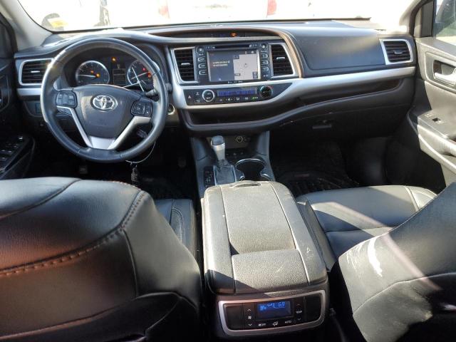 Photo 8 from auction – 2016 TOYOTA HIGHLANDER with VIN 5TDJKRFH7GS255428