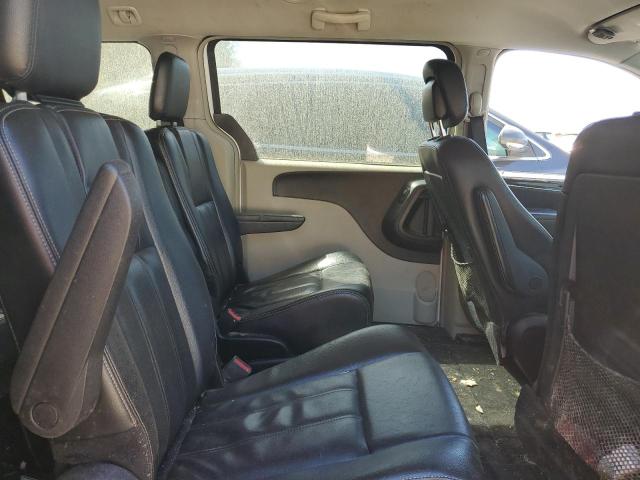 Photo 11 from auction – 2014 CHRYSLER TOWN & COU with VIN 2C4RC1BG2ER126386