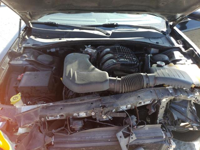 Photo 11 from auction – 2017 CHRYSLER 300 LIMITE with VIN 2C3CCAAGXHH588121
