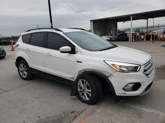 Photo 4 from auction – 2018 FORD ESCAPE SE with VIN 1FMCU0GD0JUA52776