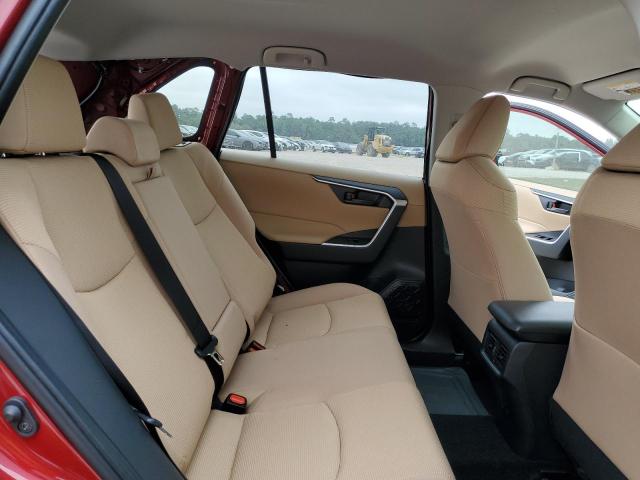 Photo 10 from auction – 2022 TOYOTA RAV4 LE with VIN JTMLWRFV6ND165683
