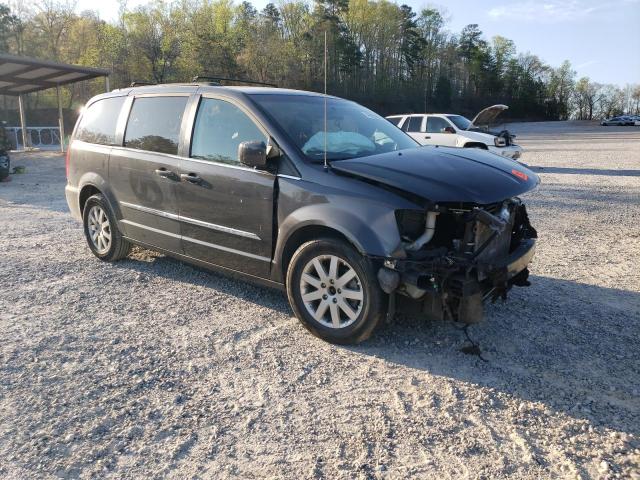 Photo 4 from auction – 2016 CHRYSLER TOWN & COU with VIN 2C4RC1BG9GR246138
