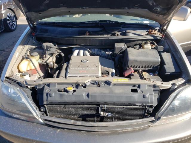 Photo 12 from auction – 1999 LEXUS RX 300 with VIN JT6HF10U8X0069255