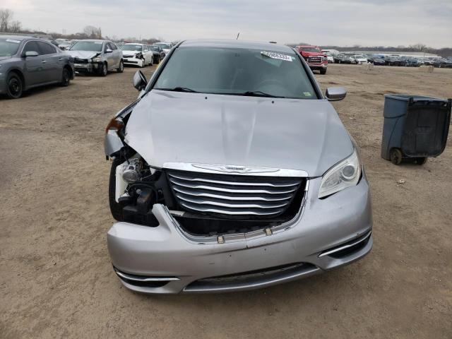Photo 5 from auction – 2014 CHRYSLER 200 TOURIN with VIN 1C3CCBBB2EN171989