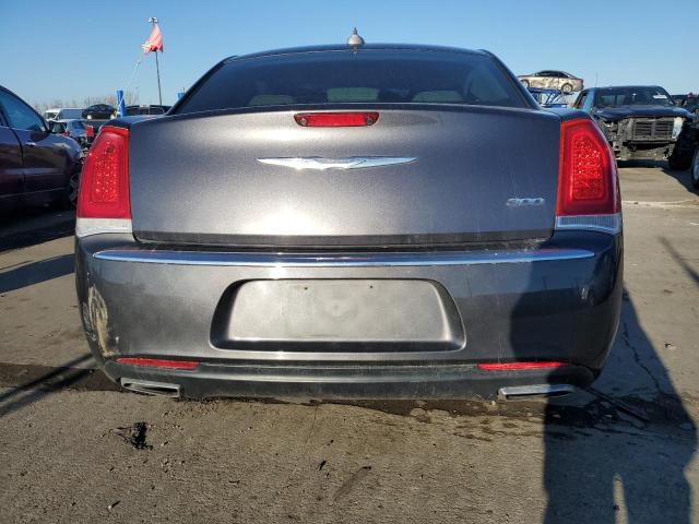 Photo 6 from auction – 2018 CHRYSLER 300 LIMITE with VIN 2C3CCAEG1JH126921
