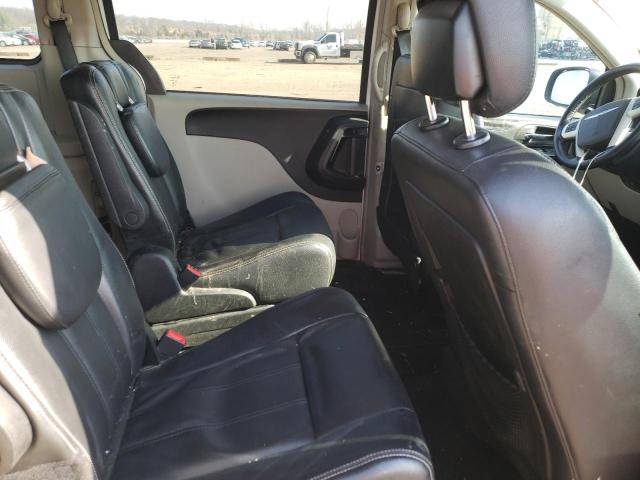 Photo 11 from auction – 2014 CHRYSLER TOWN & COU with VIN 2C4RC1BGXER402488