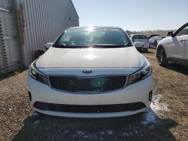 Photo 5 from auction – 2017 KIA FORTE LX with VIN 3KPFK4A76HE110111