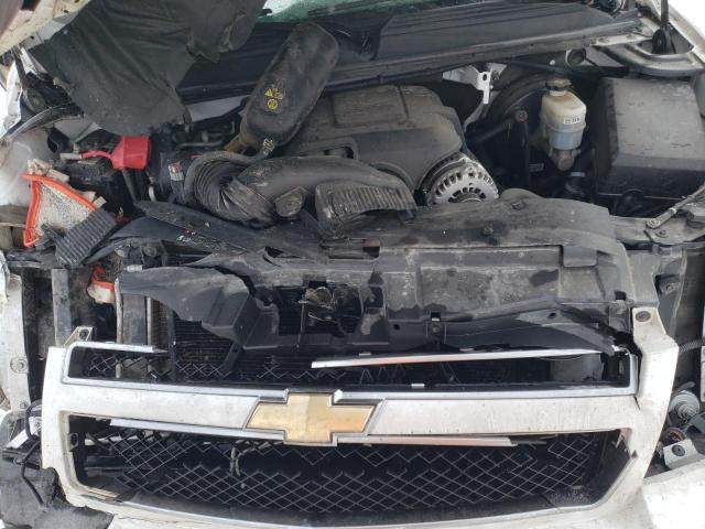 Photo 12 from auction – 2011 CHEVROLET SUBURBAN K with VIN 1GNSKJE33BR391405