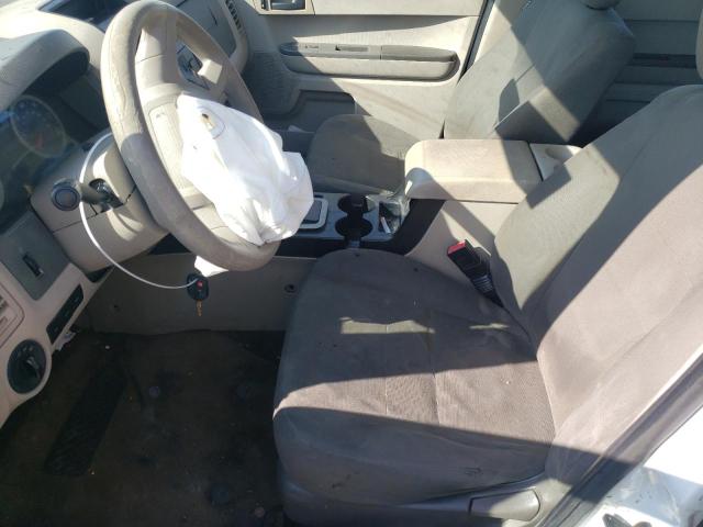 Photo 7 from auction – 2011 FORD ESCAPE XLS with VIN 1FMCU0C70BKC65126