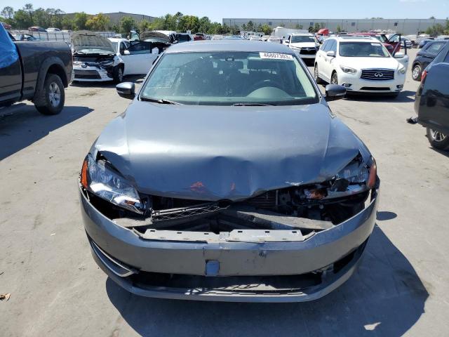 Photo 5 from auction – 2015 VOLKSWAGEN PASSAT S with VIN 1VWAT7A33FC049324