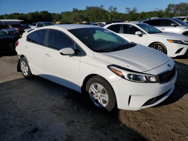Photo 4 from auction – 2017 KIA FORTE LX with VIN 3KPFK4A70HE040752