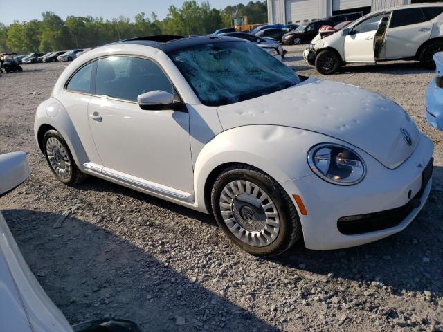 Photo 4 from auction – 2013 VOLKSWAGEN BEETLE with VIN 3VWJP7AT1DM674479