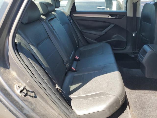 Photo 10 from auction – 2015 VOLKSWAGEN PASSAT S with VIN 1VWAT7A33FC049324