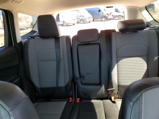 Photo 10 from auction – 2018 FORD ESCAPE SE with VIN 1FMCU0GD9JUD18389