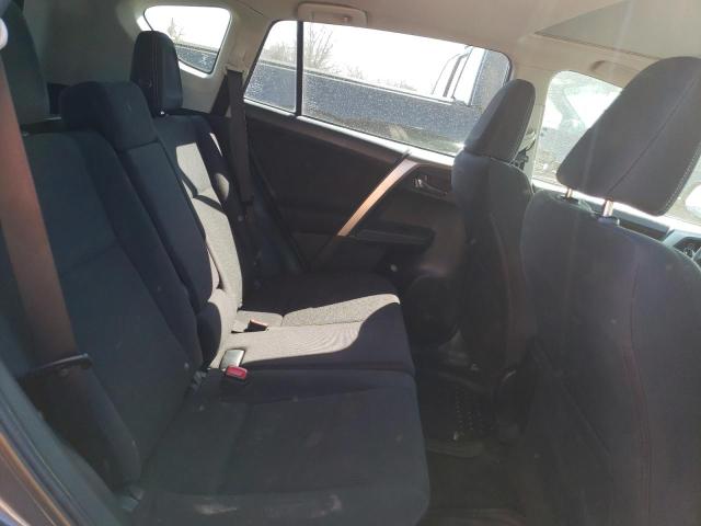 Photo 10 from auction – 2015 TOYOTA RAV4 XLE with VIN JTMRFREV0FD146687