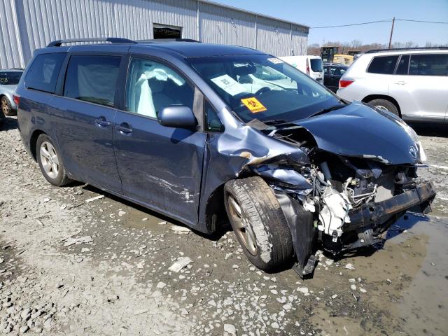 Photo 4 from auction – 2015 TOYOTA SIENNA LE with VIN 5TDKK3DC8FS599843