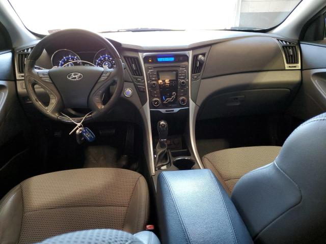 Photo 8 from auction – 2011 HYUNDAI SONATA SE with VIN 5NPEC4AC6BH019428