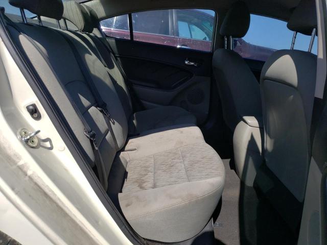 Photo 10 from auction – 2015 KIA FORTE LX with VIN KNAFK4A64F5360881