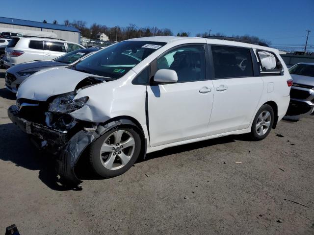TOYOTA SIENNA LE 2018 with VIN 5TDKZ3DC3JS931952 - Photo from auction