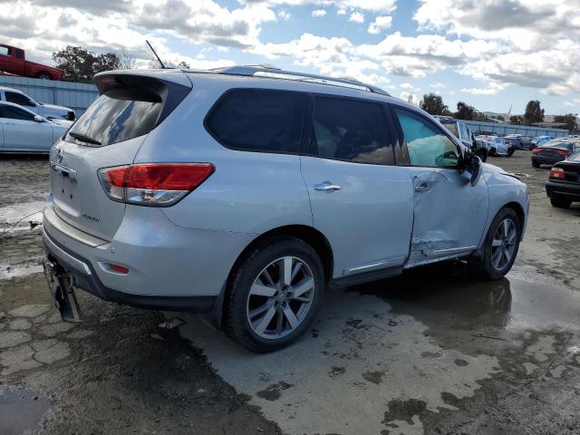 Photo 3 from auction – 2013 NISSAN PATHFINDER with VIN 5N1AR2MN6DC611081