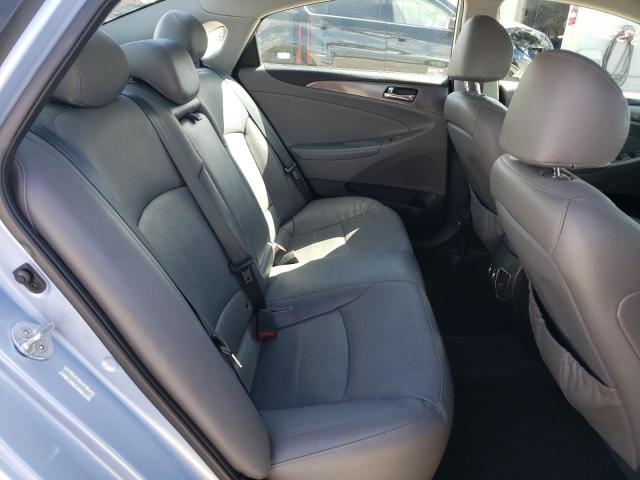 Photo 10 from auction – 2012 HYUNDAI SONATA HYB with VIN KMHEC4A43CA033235