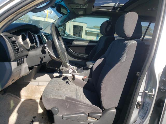 Photo 7 from auction – 2004 TOYOTA 4RUNNER SR with VIN JTEBU14R848027557