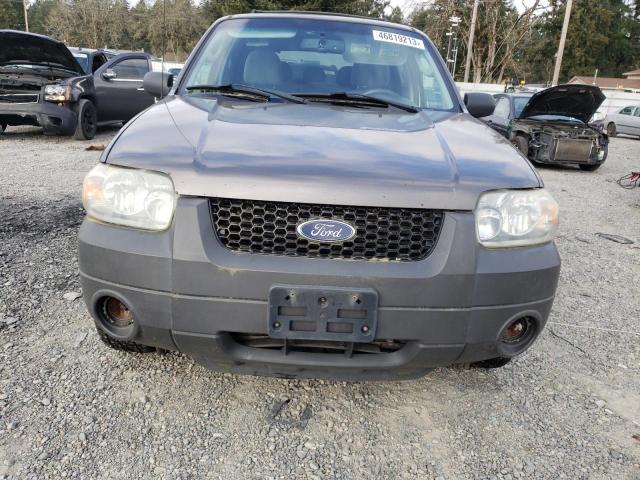 Photo 5 from auction – 2005 FORD ESCAPE with VIN 1FMCU93135KE31191