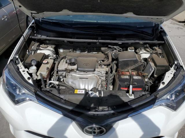 Photo 12 from auction – 2017 TOYOTA RAV4 LE with VIN JTMZFREVXHJ120229