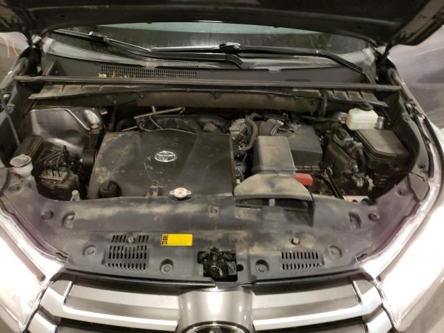 Photo 12 from auction – 2019 TOYOTA HIGHLANDER with VIN 5TDBZRFHXKS994804