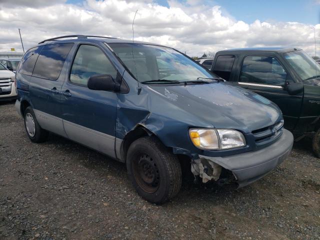 Photo 4 from auction – 2000 TOYOTA SIENNA with VIN 4T3ZF13C1YU295697
