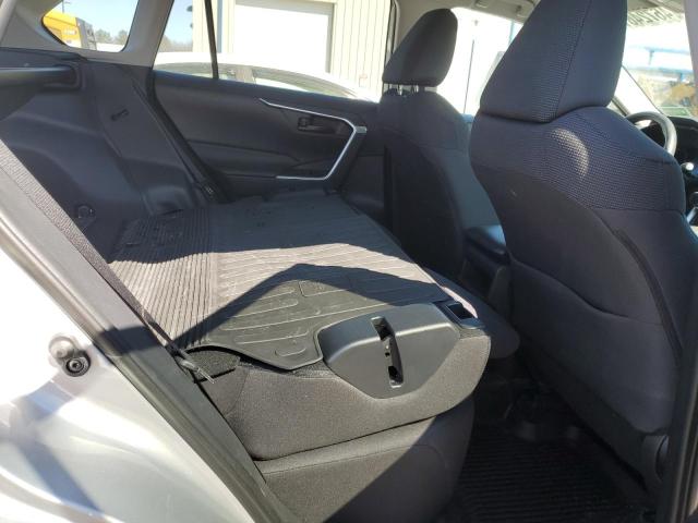 Photo 11 from auction – 2019 TOYOTA RAV4 LE with VIN 2T3F1RFV0KW024683