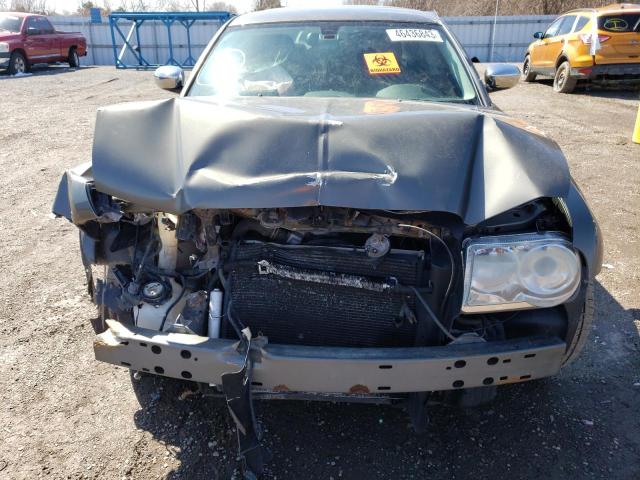 Photo 5 from auction – 2009 CHRYSLER 300C with VIN 2C3KA63T29H640240