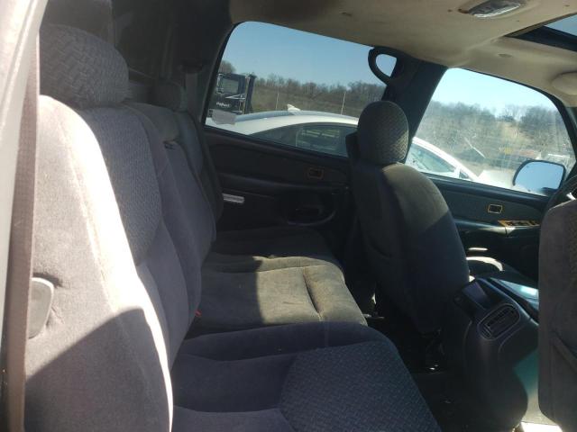 Photo 10 from auction – 2002 CHEVROLET AVALANCHE with VIN 3GNGK23G22G141901