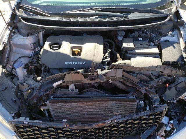 Photo 11 from auction – 2017 KIA FORTE LX with VIN 3KPFK4A72HE044463