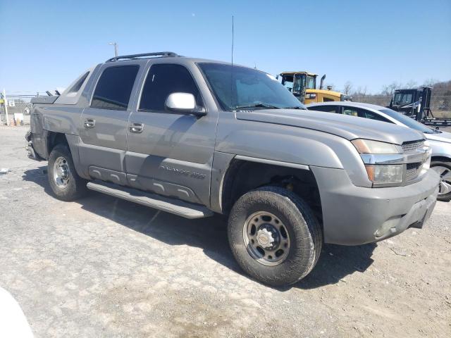 Photo 4 from auction – 2002 CHEVROLET AVALANCHE with VIN 3GNGK23G22G141901