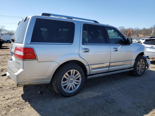 Photo 3 from auction – 2011 LINCOLN NAVIGATOR with VIN 5LMJJ2J51BEJ03935