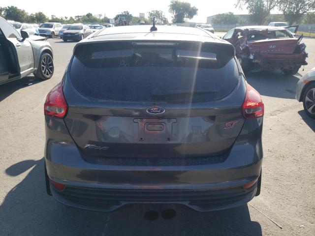 Photo 6 from auction – 2017 FORD FOCUS ST with VIN 1FADP3L95HL275047