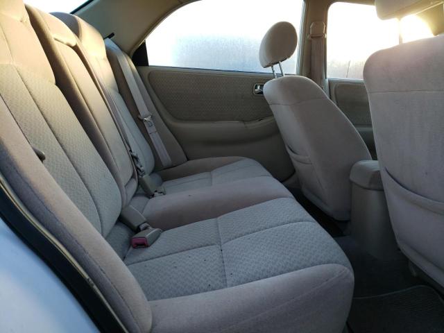 Photo 10 from auction – 2002 MAZDA 626 LX with VIN 1YVGF22C125266854