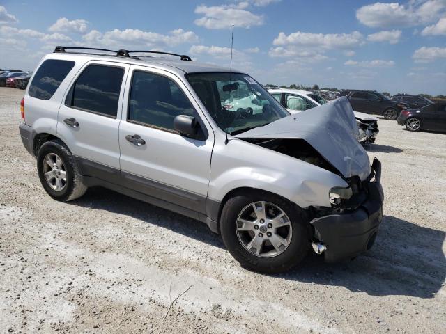 Photo 4 from auction – 2006 FORD ESCAPE XLT with VIN 1FMCU93176KC86397