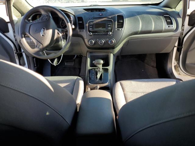 Photo 8 from auction – 2017 KIA FORTE LX with VIN 3KPFK4A70HE040752